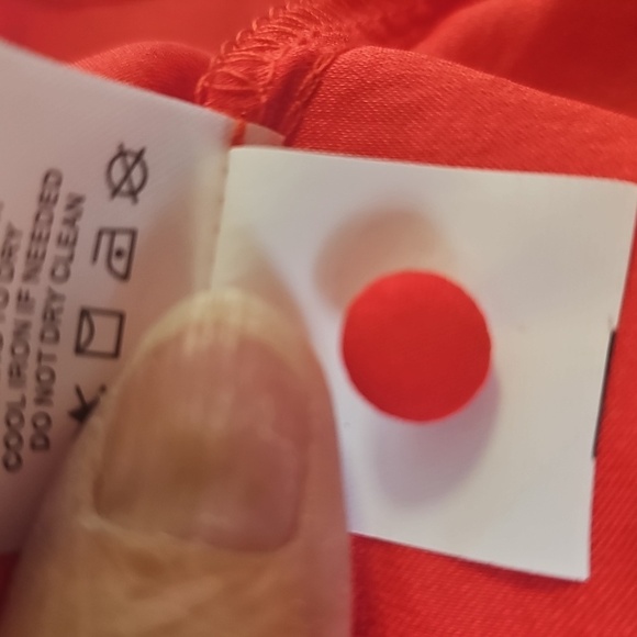 Maison d'Amelie Paris  Ruffled Sleeve Red Top. Size Large. NWT - Picture 10 of 10